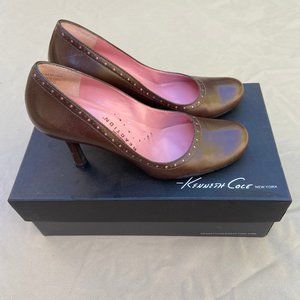 Kenneth Cole Follow My Lead Brown Pump 6M